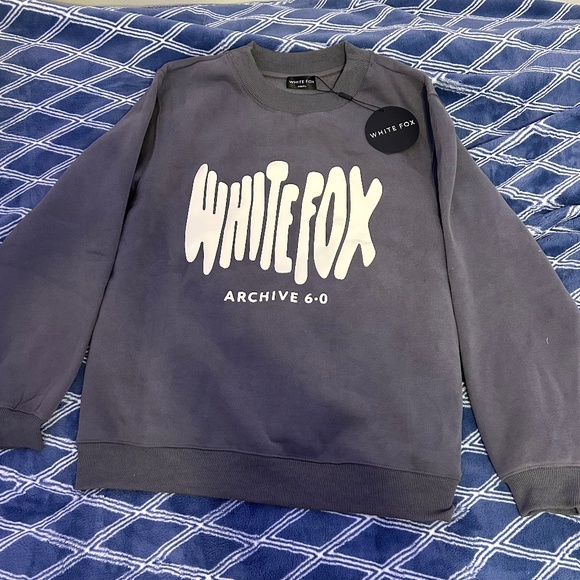 White Fox Boutique Tops - xxs/xs White fox hoodie